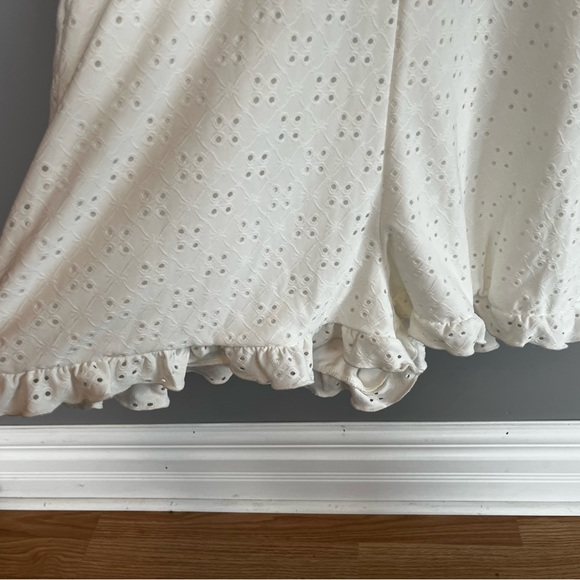 Boohoo Romper White Eyelet Ruffles Bridal Wedding Size 14 summer spring - Picture 5 of 7